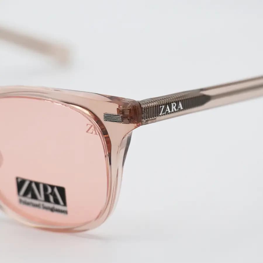 عینک دید در شب ZARA با فریم قهوه‌ای روشن، شکل مربعی، دسته سیم‌دار و لنز قرمز رنگ و پلاریزه مدل P9001 — تصویر ۶