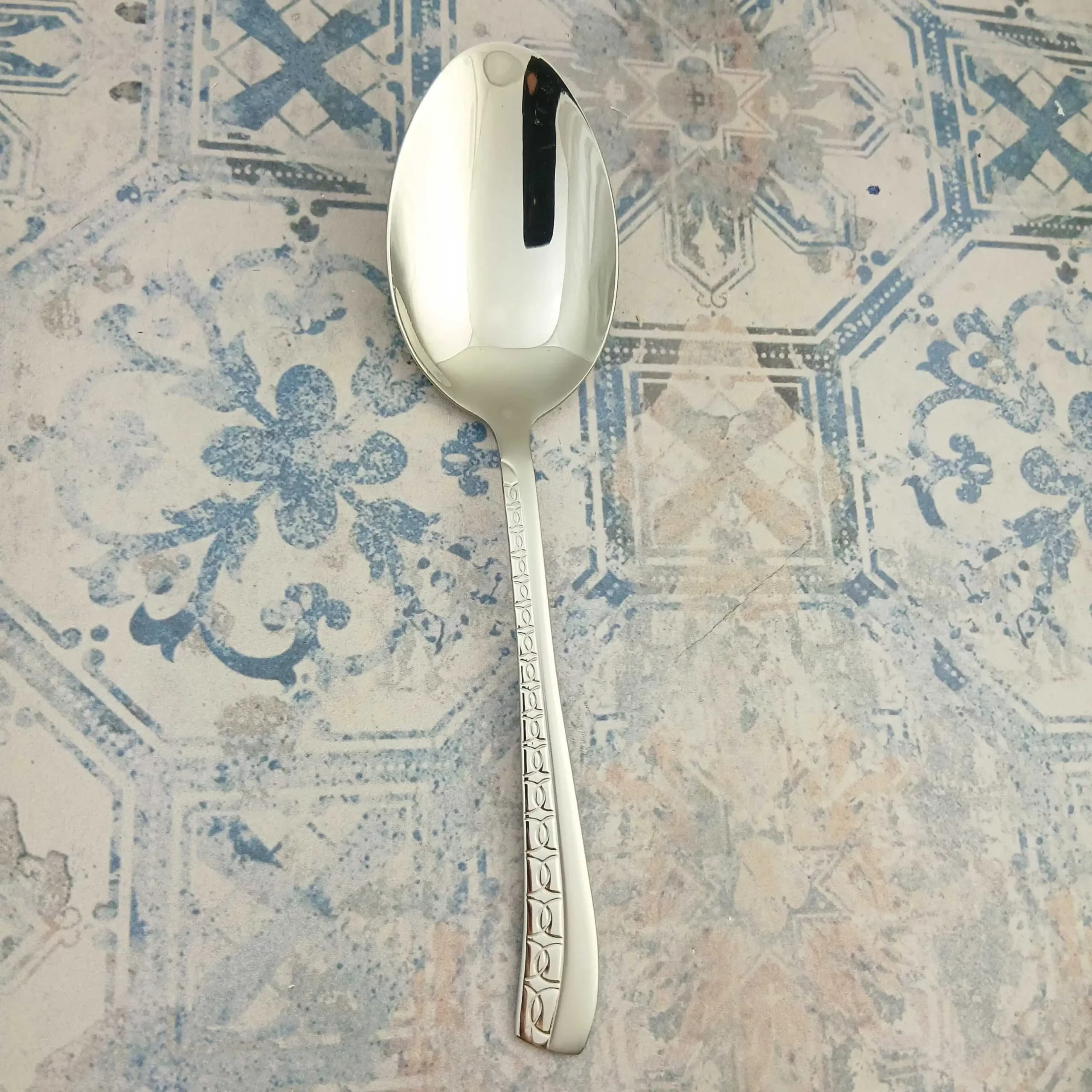 قاشق خورش مدل پرچمی — تصویر ۳