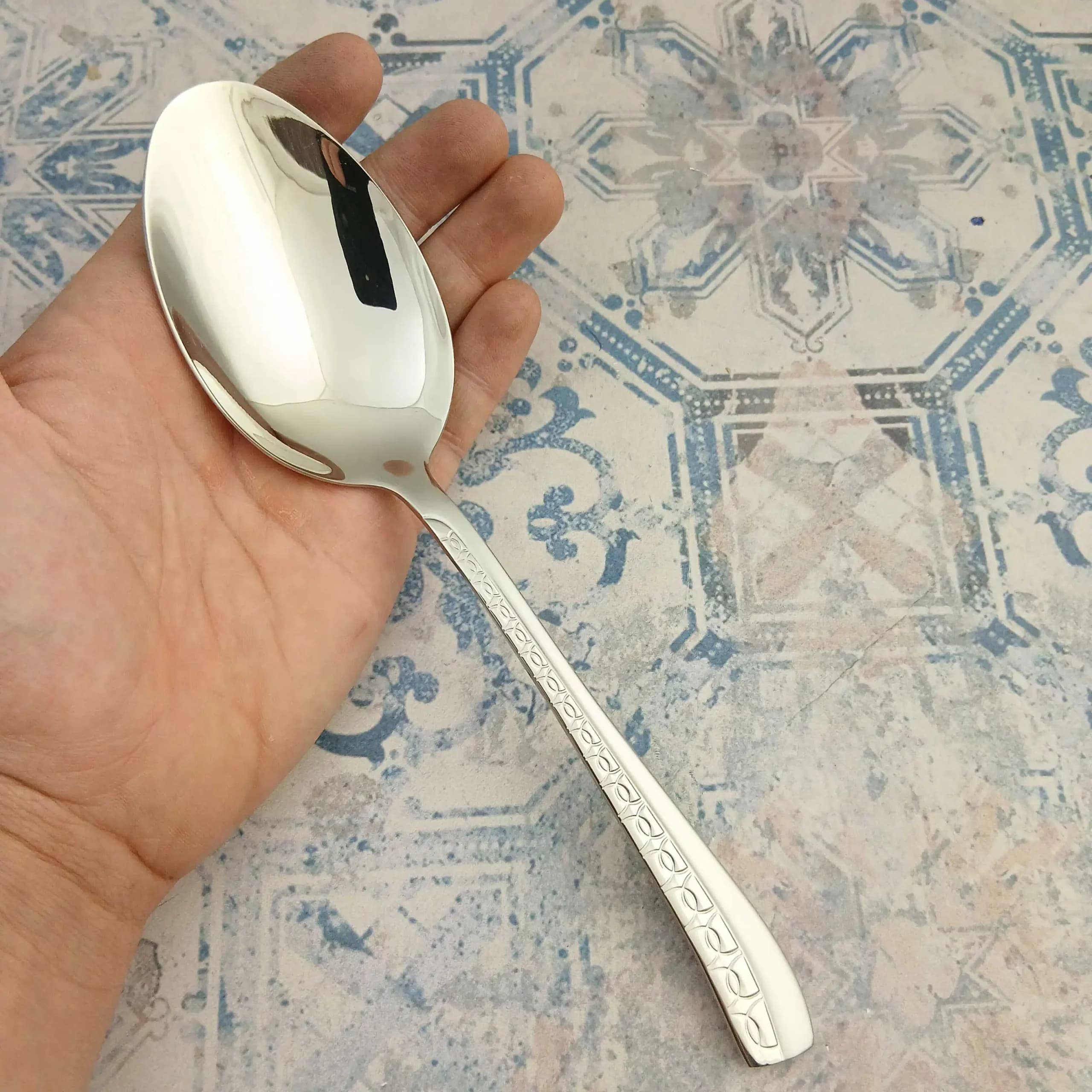 قاشق خورش مدل پرچمی — تصویر ۴