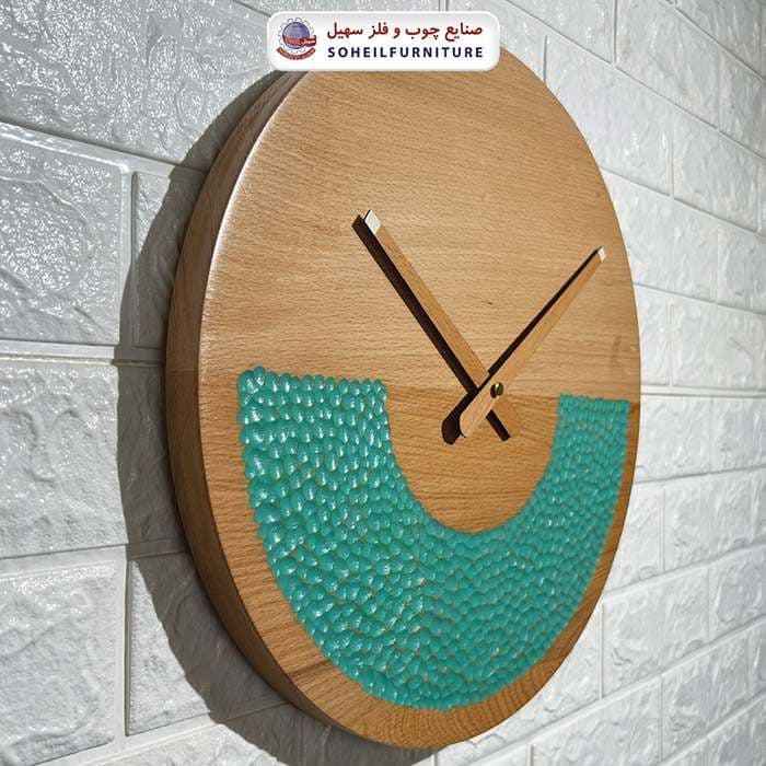ساعت دیواری چوبی روستیک مدل چنار فیروزه ای سهیل — تصویر ۲