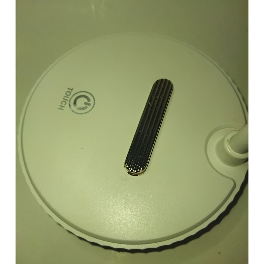 چراغ مطالعه شارژی LED متحرک دکمه لمسی 2 حالته — تصویر ۲