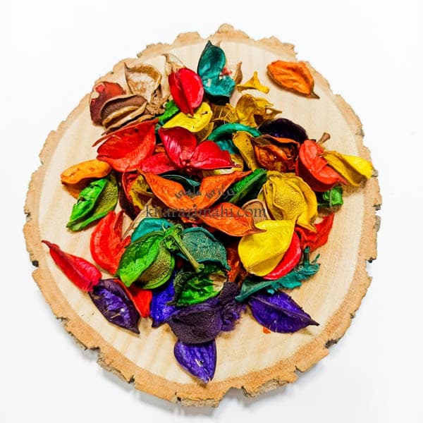 گلبرگ خشک شده رنگی