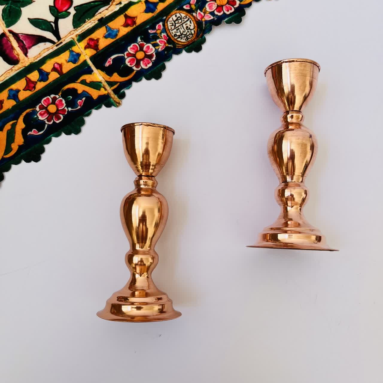 شمعدان پایه بلند مسی مدل مروارید کد ZH373 — تصویر ۲