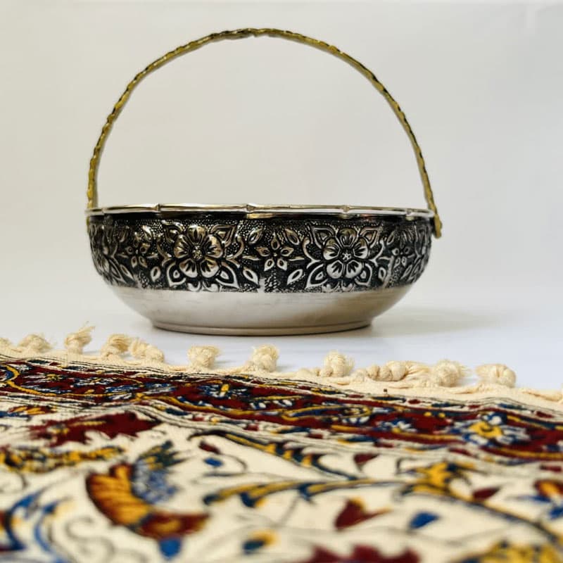 سبد میوه مسی لب چین دسته دار قلم زنی کروم بزرگ با کد ZH319.6 — تصویر ۴