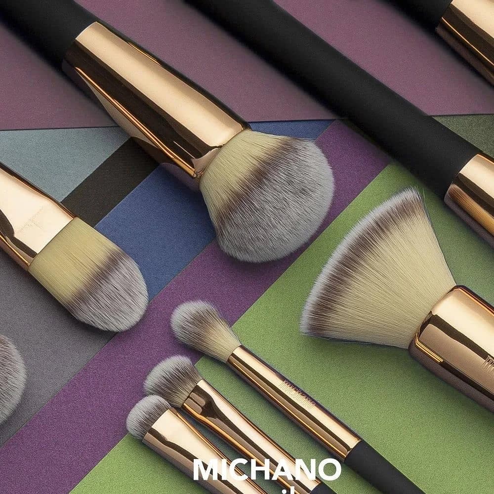 براش سرکج رژگونه میچانو مدل angled blush brush – کد CG12A — تصویر ۴