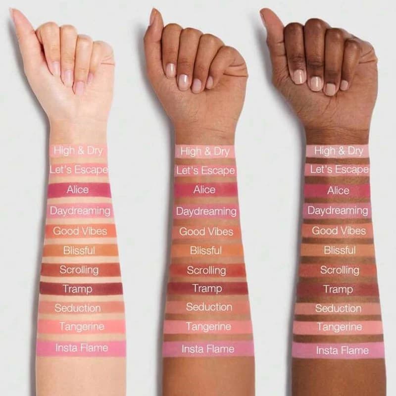 رژگونه پودری شیگلم SHEGLAM مدل Lightweight Matte رنگ Insta Flame — تصویر ۲