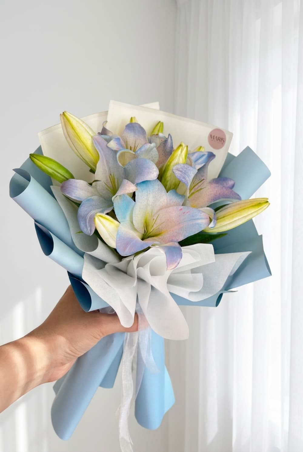 دسته گل لیلیوم اورینتال کد 13003 – بلورا