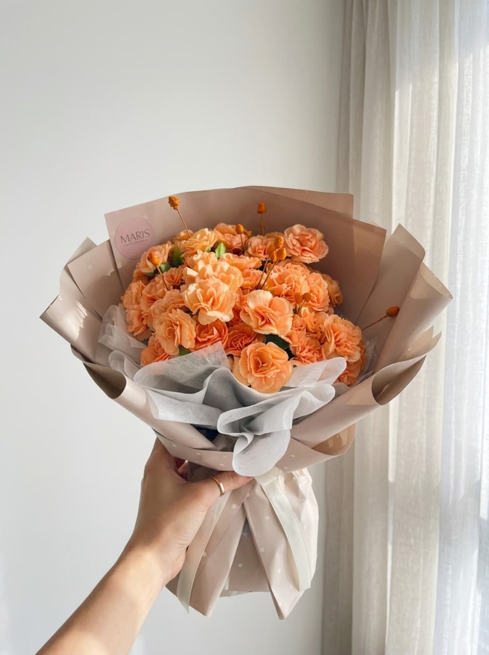 دسته گل میخک کد 13008 – بلورا