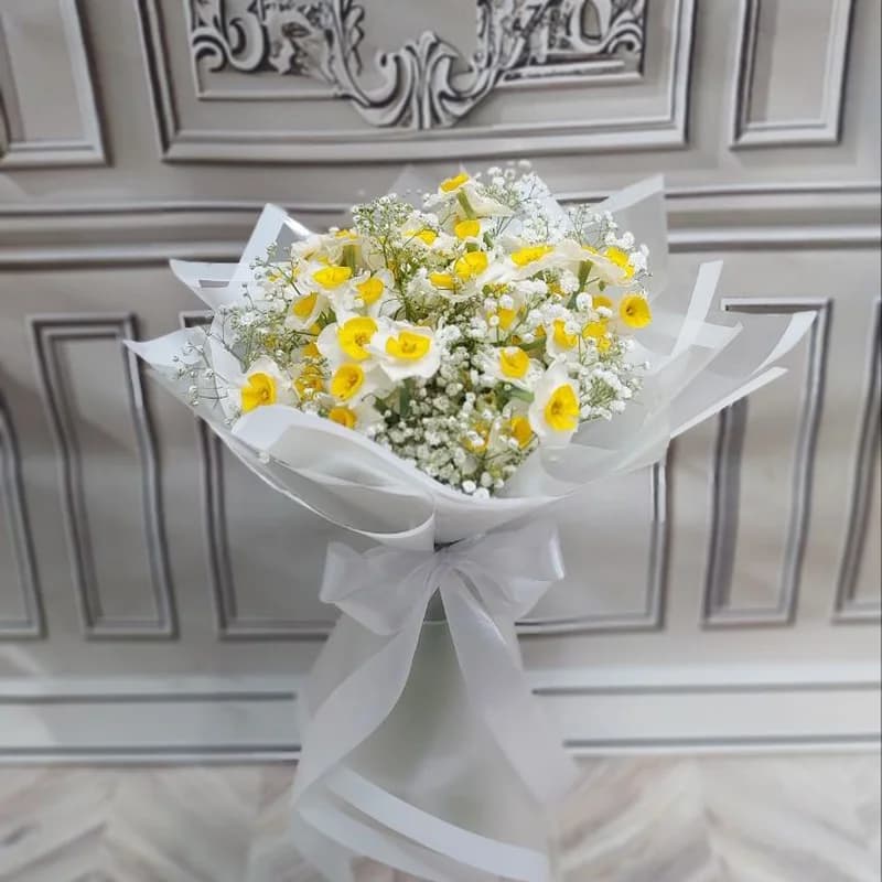 دسته گل نرگس و عروس – آژار گل