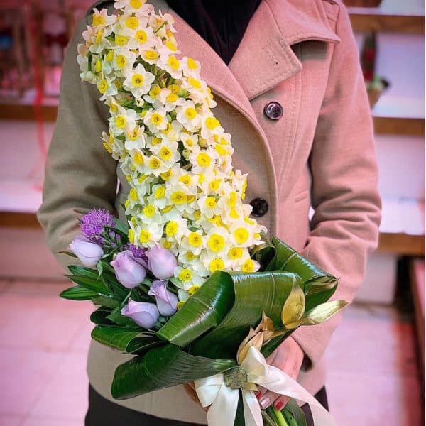 دسته گل نرگس و رز – آژار گل — تصویر ۲