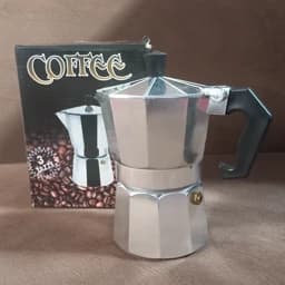 قهوه جوش ، اسپرسوساز ، موکاپات 3 کاپ COFFEE — تصویر ۲