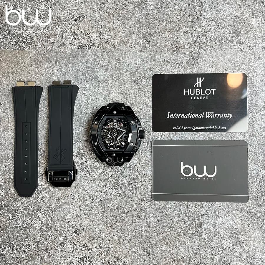 ساعت مچی هابلوت مردانه مدل Spirit of Big Bang Sang Bleu All Black — تصویر ۴