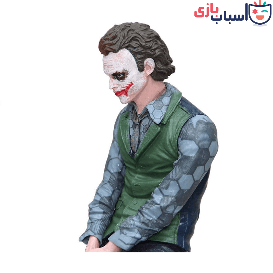 اکشن فیگور جوکر نشسته با هولدر — تصویر ۴