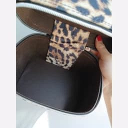 کیف آرایش صندوقی (جعبه لوازم آرایش )طرح پلنگی — تصویر ۵