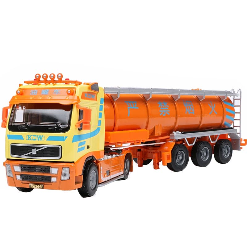 ماشین بازی کایدویی مدل OIL Tank Truck 625028 — تصویر ۲