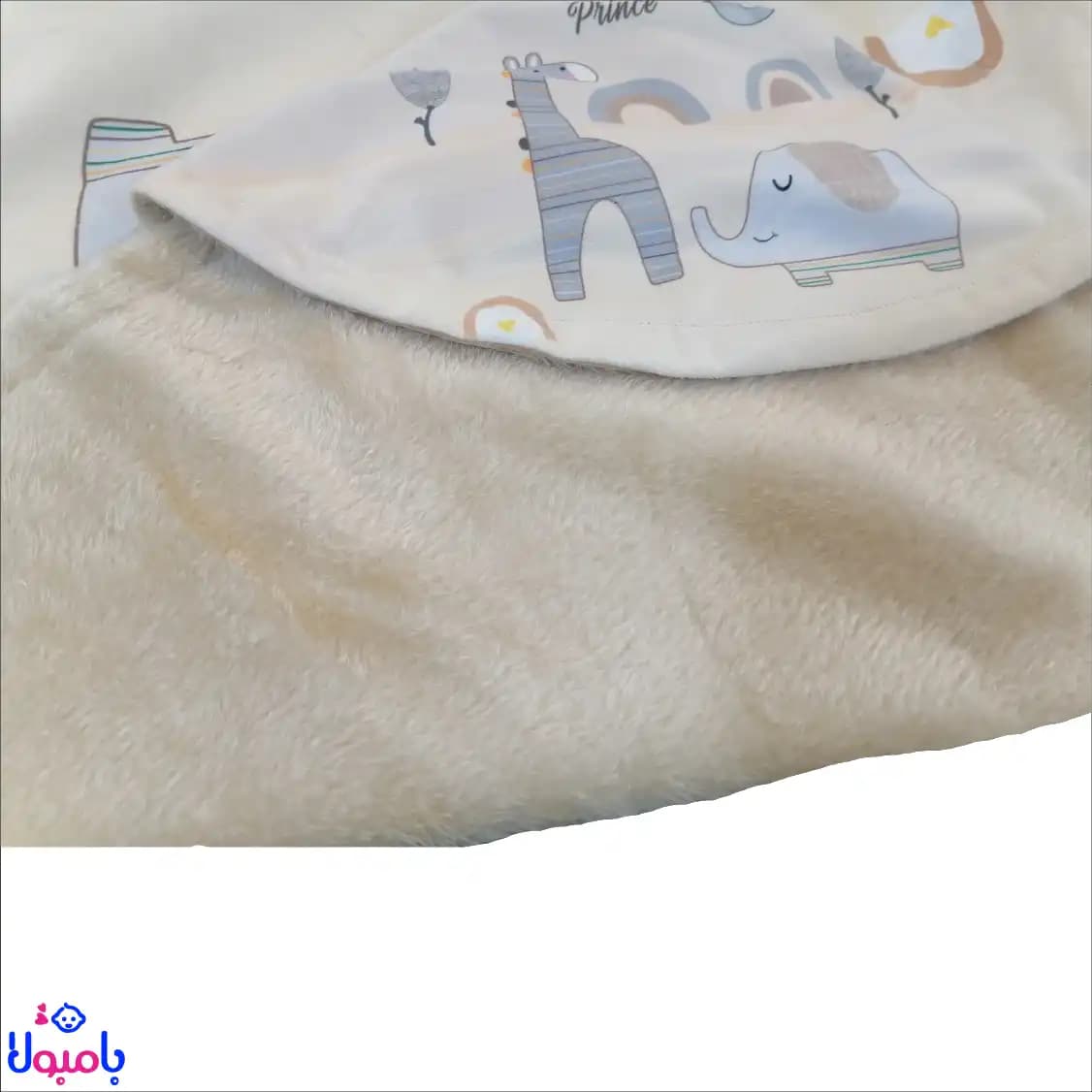 پتو دورپیچ کلاهدار نوزاد خزدار برند اراز — تصویر ۵