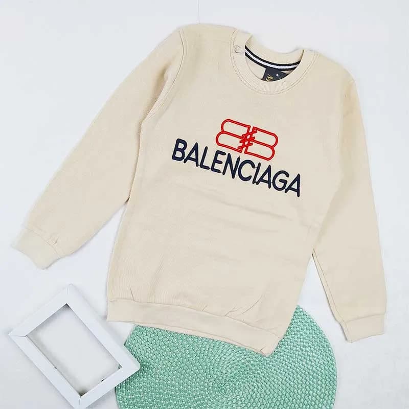 بلوز پسرانه یقه گرد طرح BALENCIAGA پارچه پنبه کبریتی — تصویر ۶