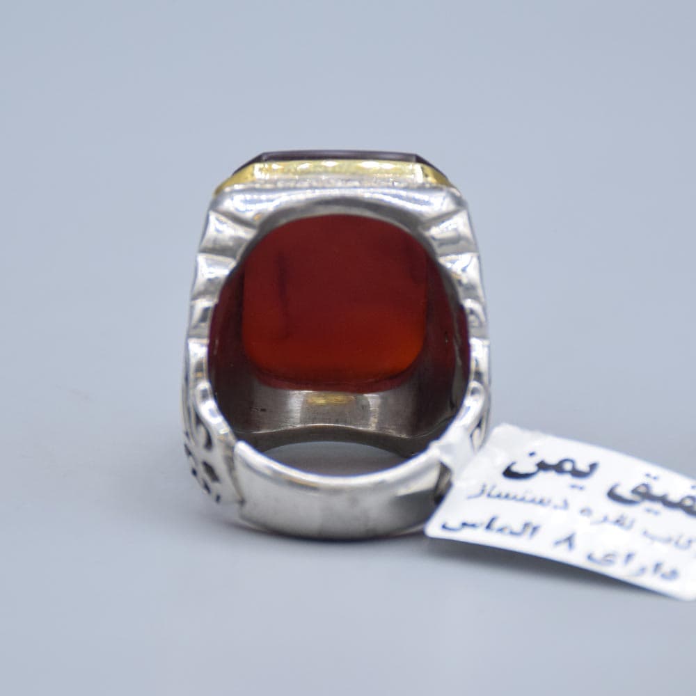 انگشتر عقیق یمنی درشت و خوشرنگ با 8 عدد الماس مردانه «کد 5987» — تصویر ۴
