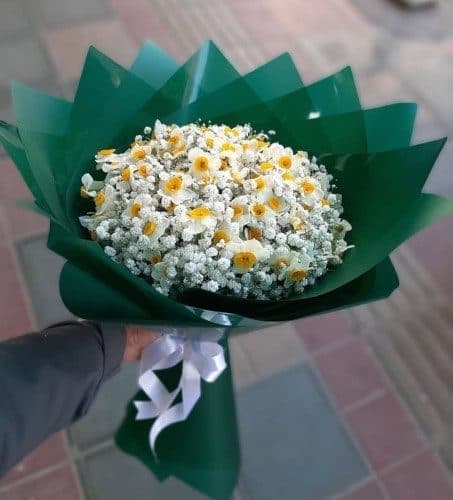 گل نرگس شیک برای مراسم خاص از کدام گل‌فروشی آنلاین در تهران؟