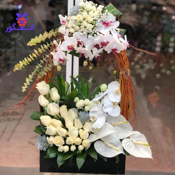 باکس گل خاص مناسبتی آزاده