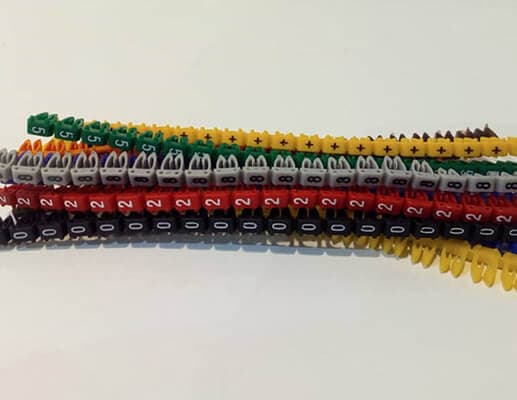 علایم سیم فشاری (-،+،/) برای سیم 1/5 تا 2/5 مدل KM2 (شاخه 20 عددی) — تصویر ۲