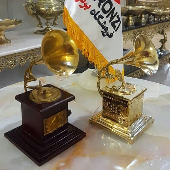 گرامافون دکوری کوچک برنزی