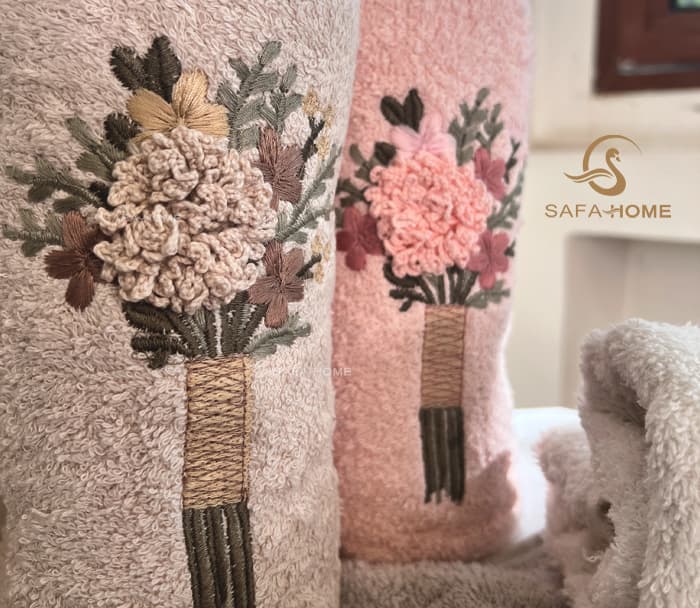 حوله دستی گل برجسته طرح فولیا 50×90 سانتی متر — تصویر ۴