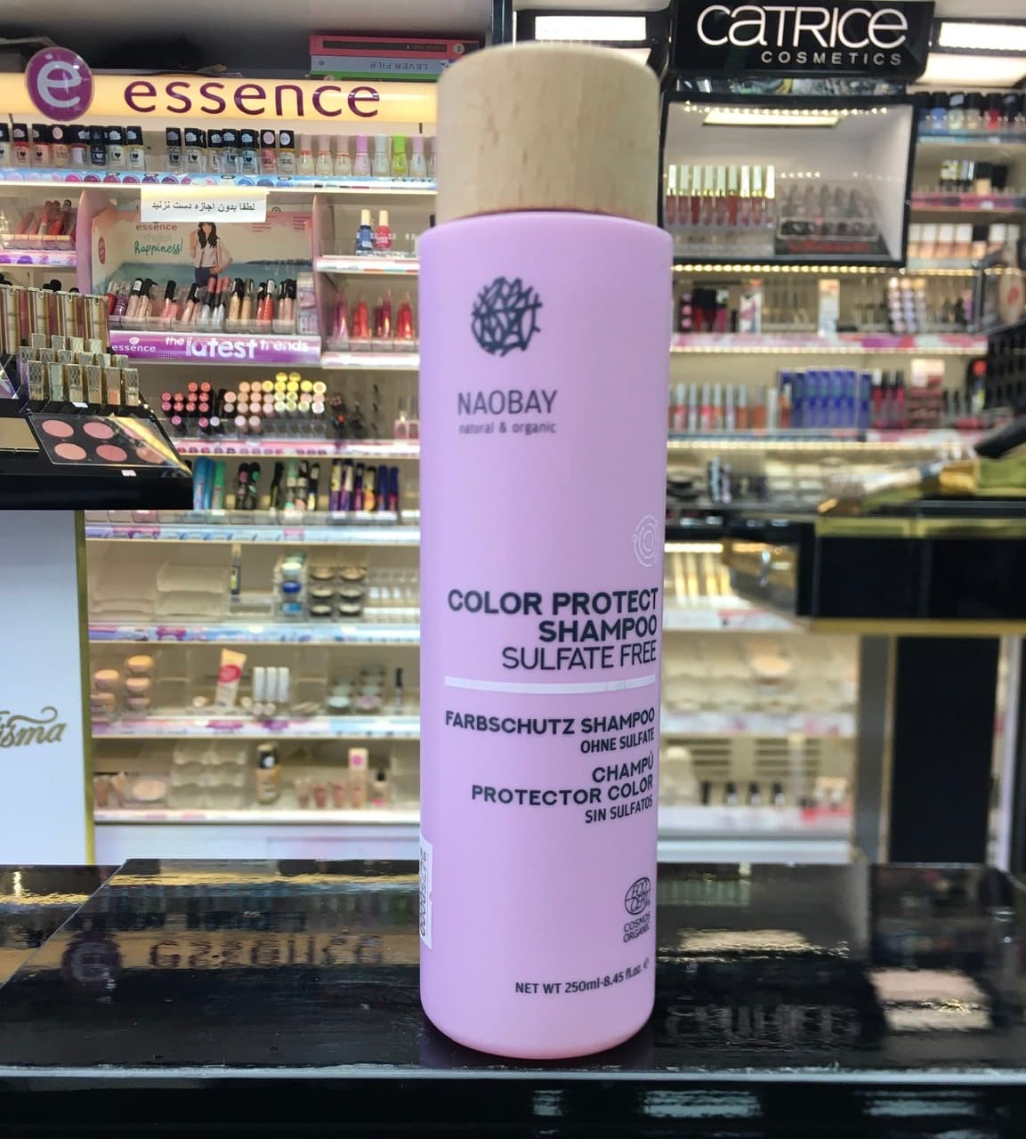 شامپو نائوبی محافظ رنگ و موهای رنگ شده NAOBAY COLOR PROTECT SHAMPOO حجم 250میل