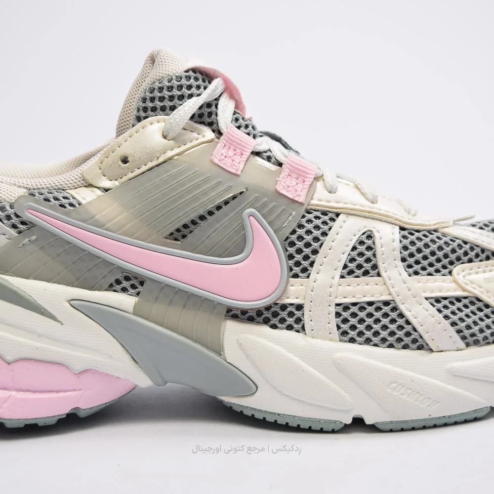 کتونی Nike مدل V2K Run – HQ4046-001 — تصویر ۶