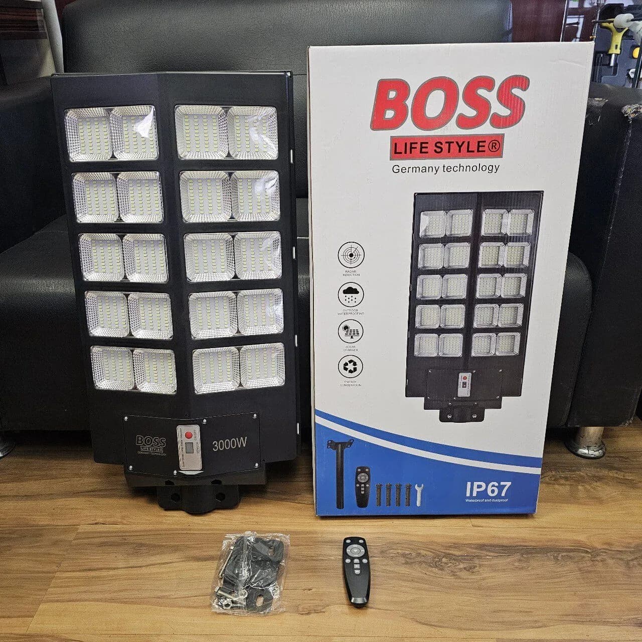 چراغ خورشیدی شارژی LED ۱۰ پنل باس مدل HKLbut