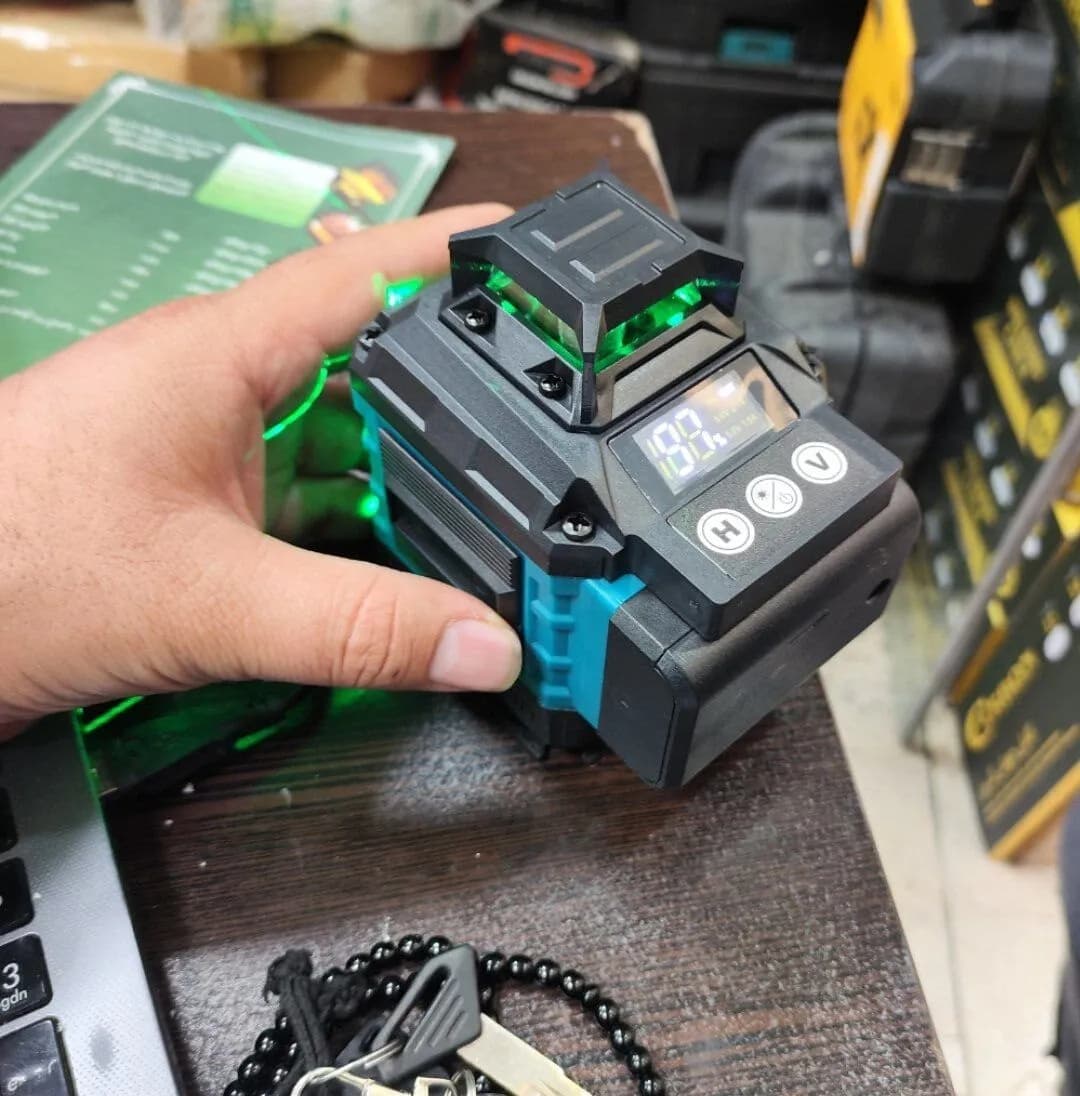 تراز لیزری نور سبز 360 درجه شارژی طرح ماکیتا مدل 4D-16Line — تصویر ۲