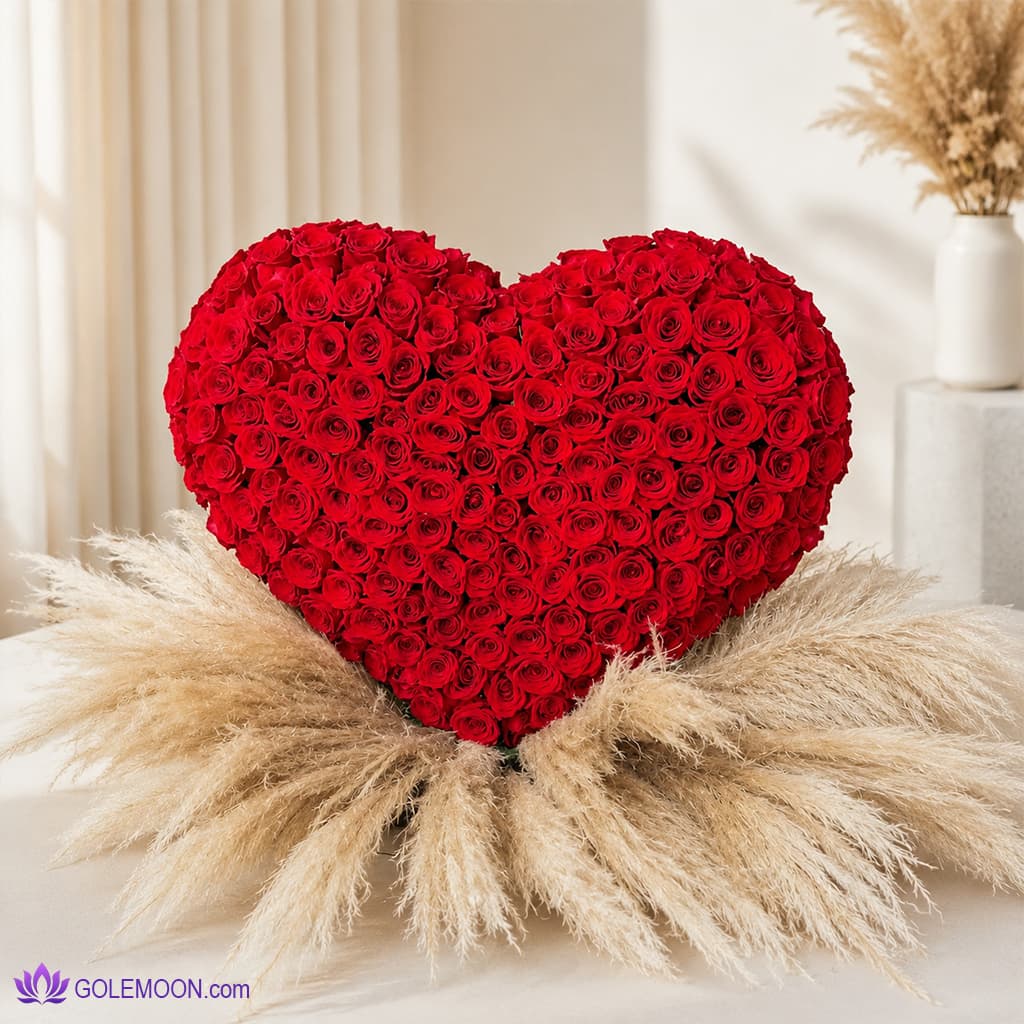باکس گل قلب 200 شاخه
