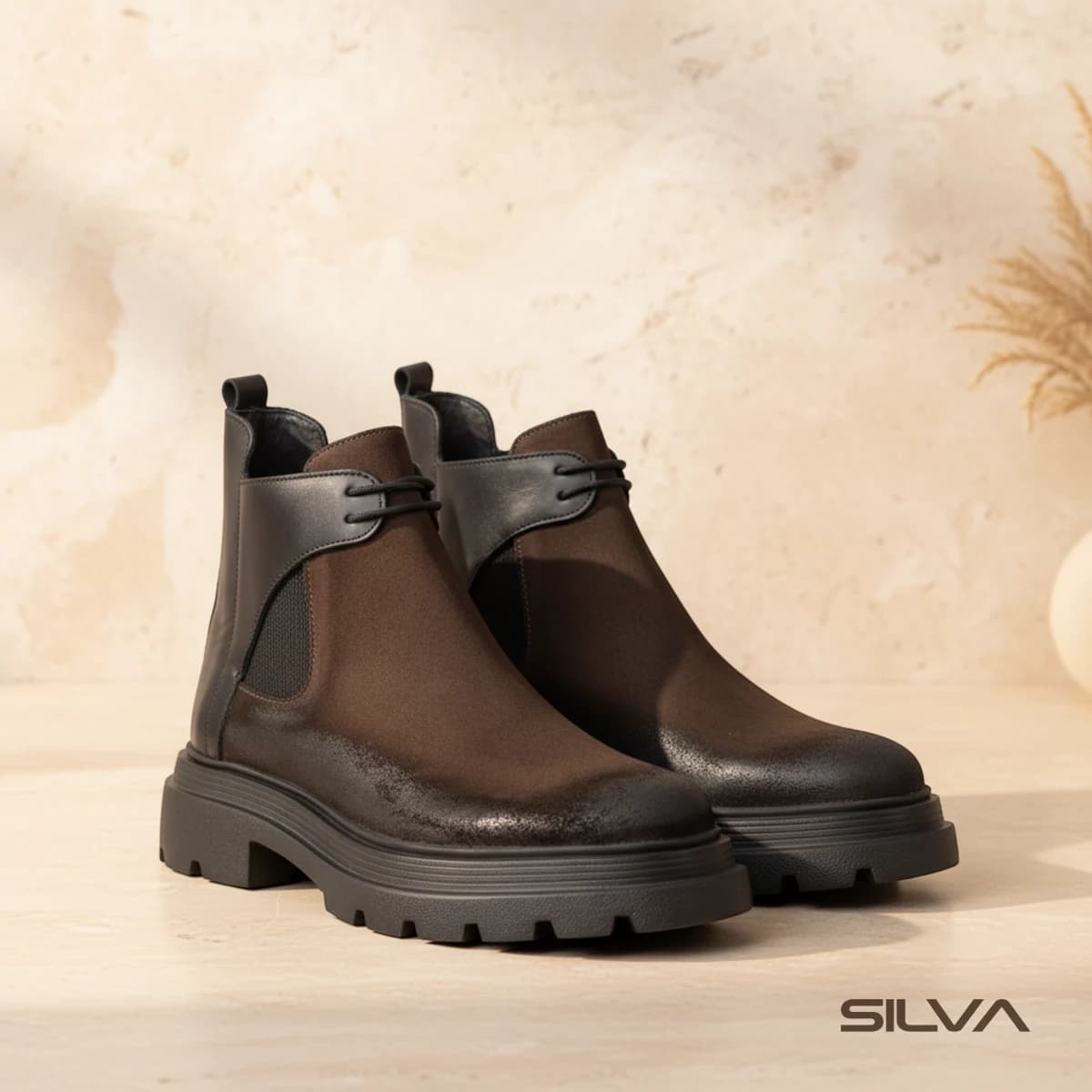 بوت مردانه چرم طبیعی مدل Men’s Boots 07 | سیلوا چرم — تصویر ۹