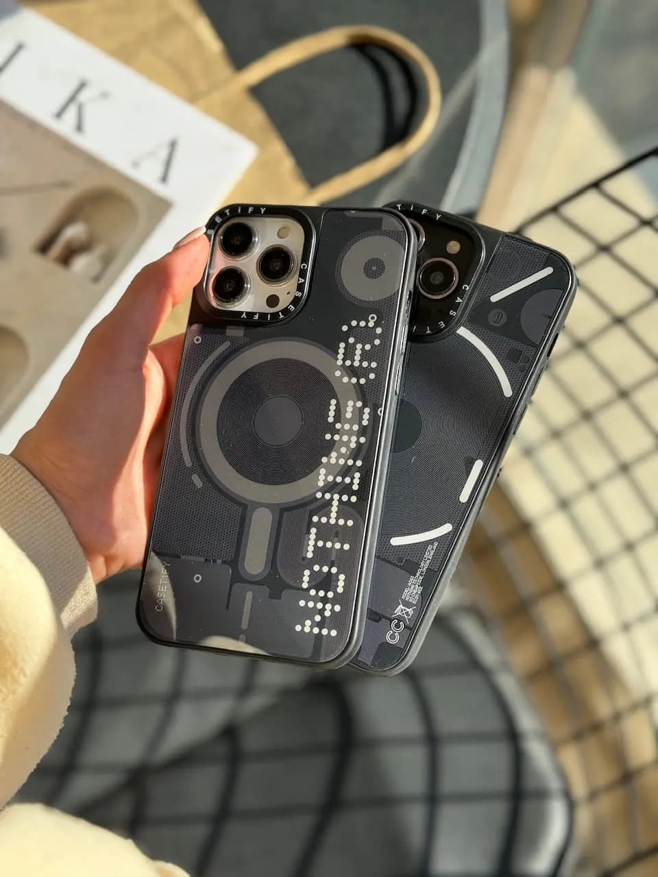 قاب طرح Nothing Phone (کدC1523) — تصویر ۲