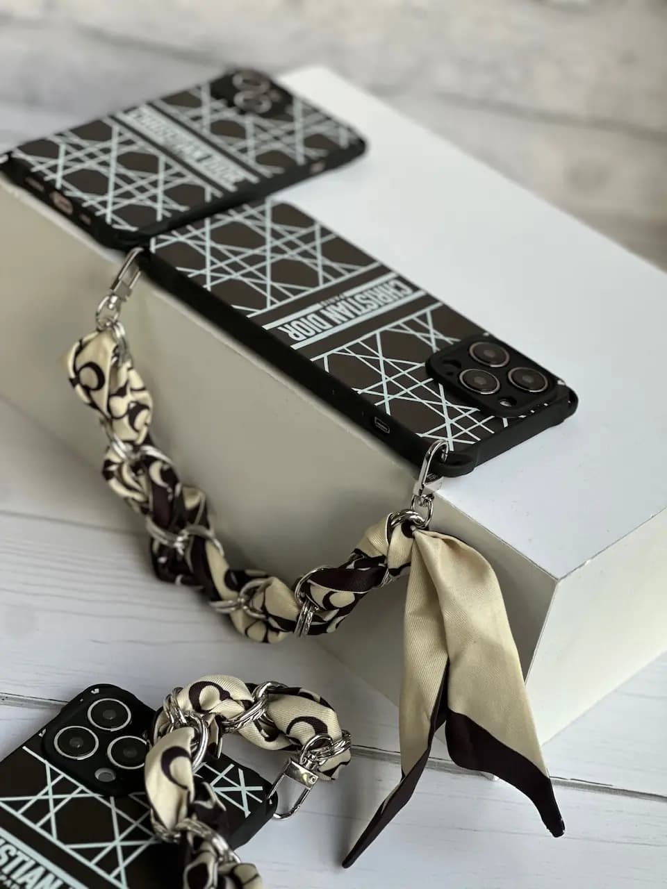 قاب Black Christian Dior با بند (کدC1462) — تصویر ۵