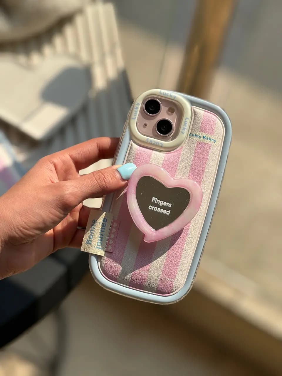 قاب Victoria’s Secret با پاپ سوکت قلبی آینه ای (کدC1602) — تصویر ۴