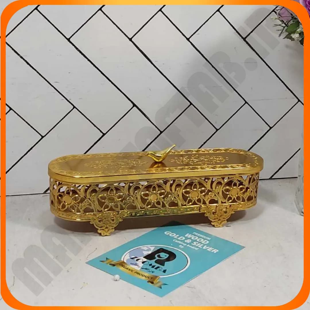 جا کادر وچنگال کشیده درب دار آینه ای طلایی زومبا