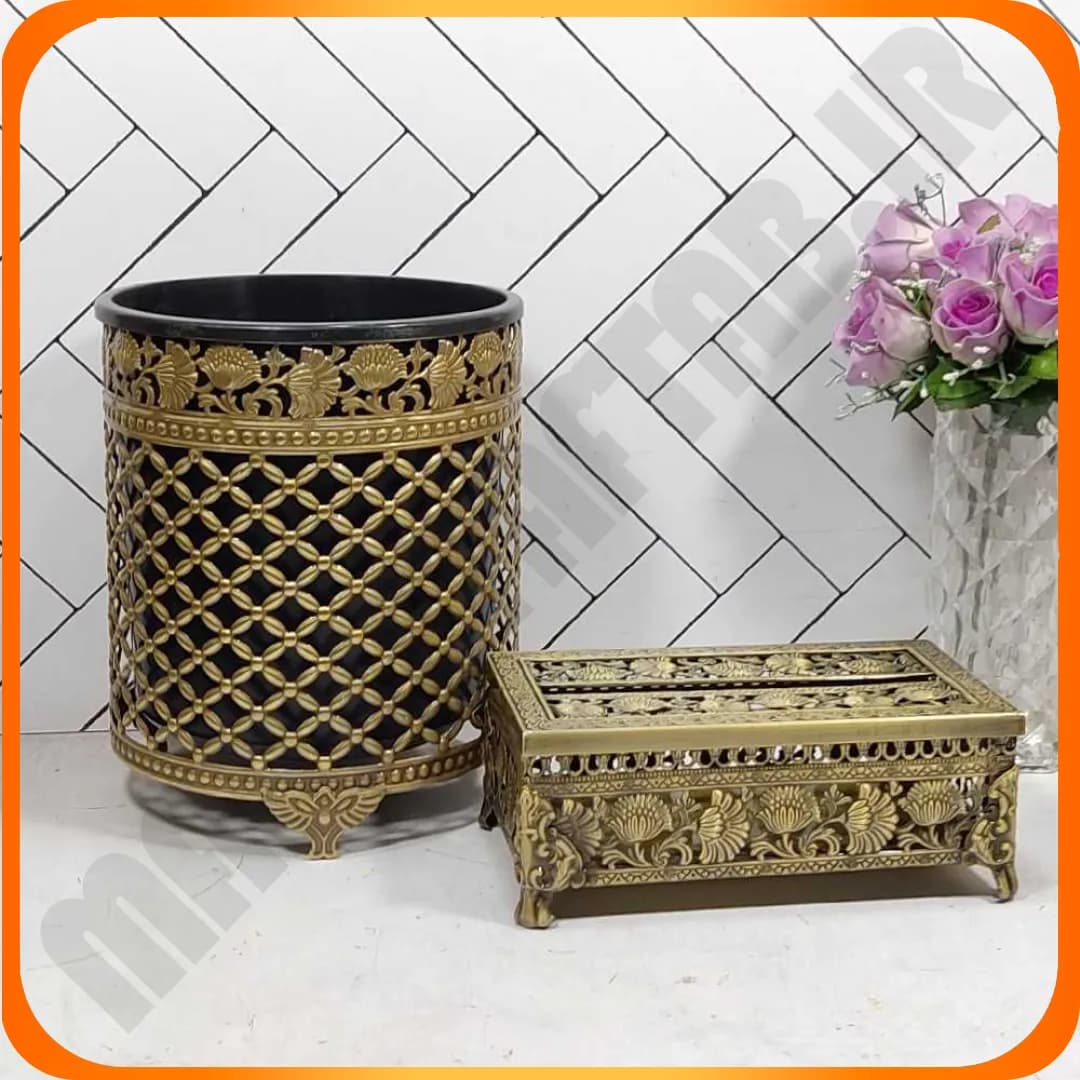سطل و دستمال تنه کندو یک تسمه گل درشت آنتیک زومبا