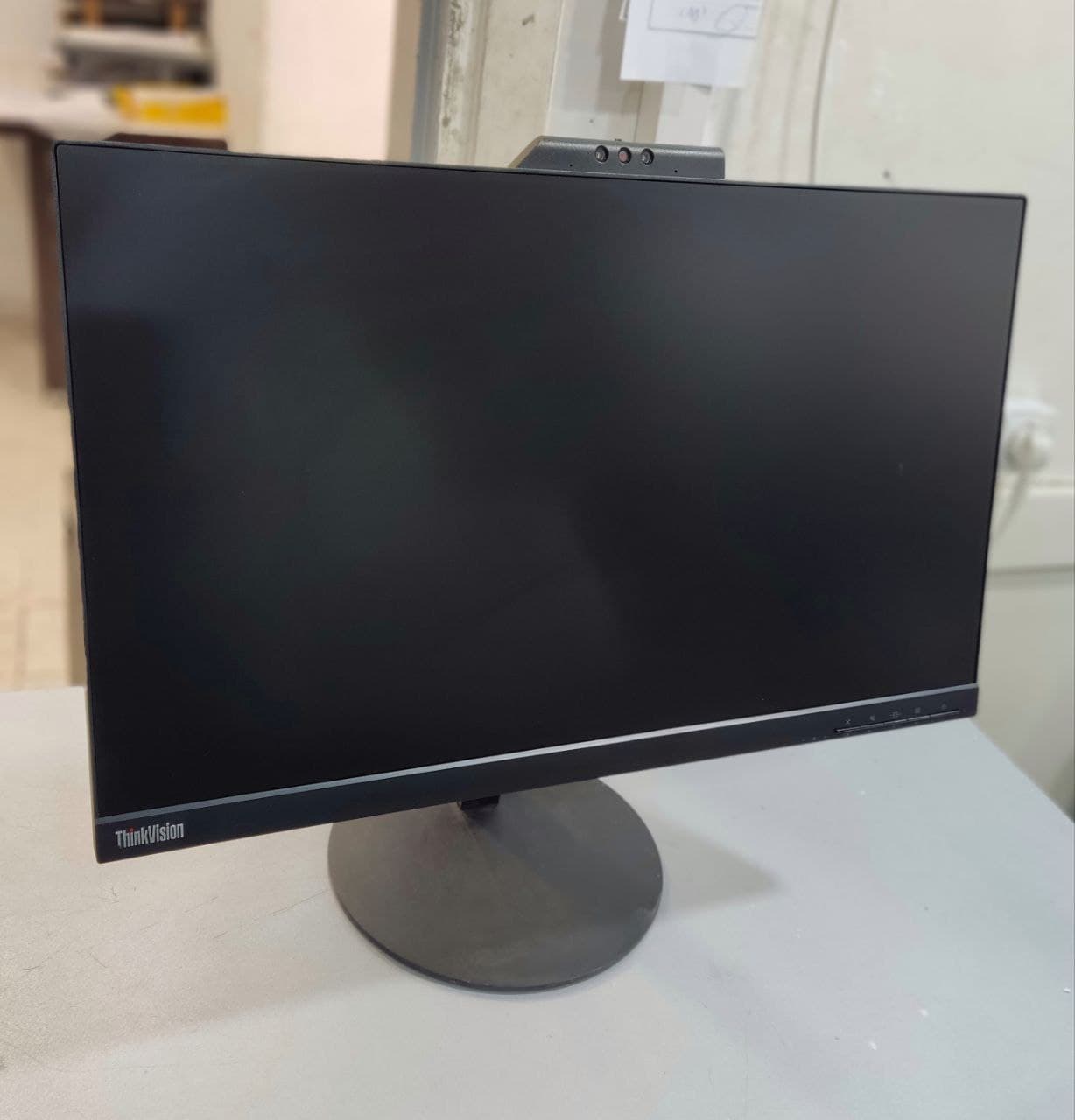 مانیتور استوک 24 اینچ لنوو ThinkVision T24v-10 (فریم لس + وبکم) — تصویر ۳