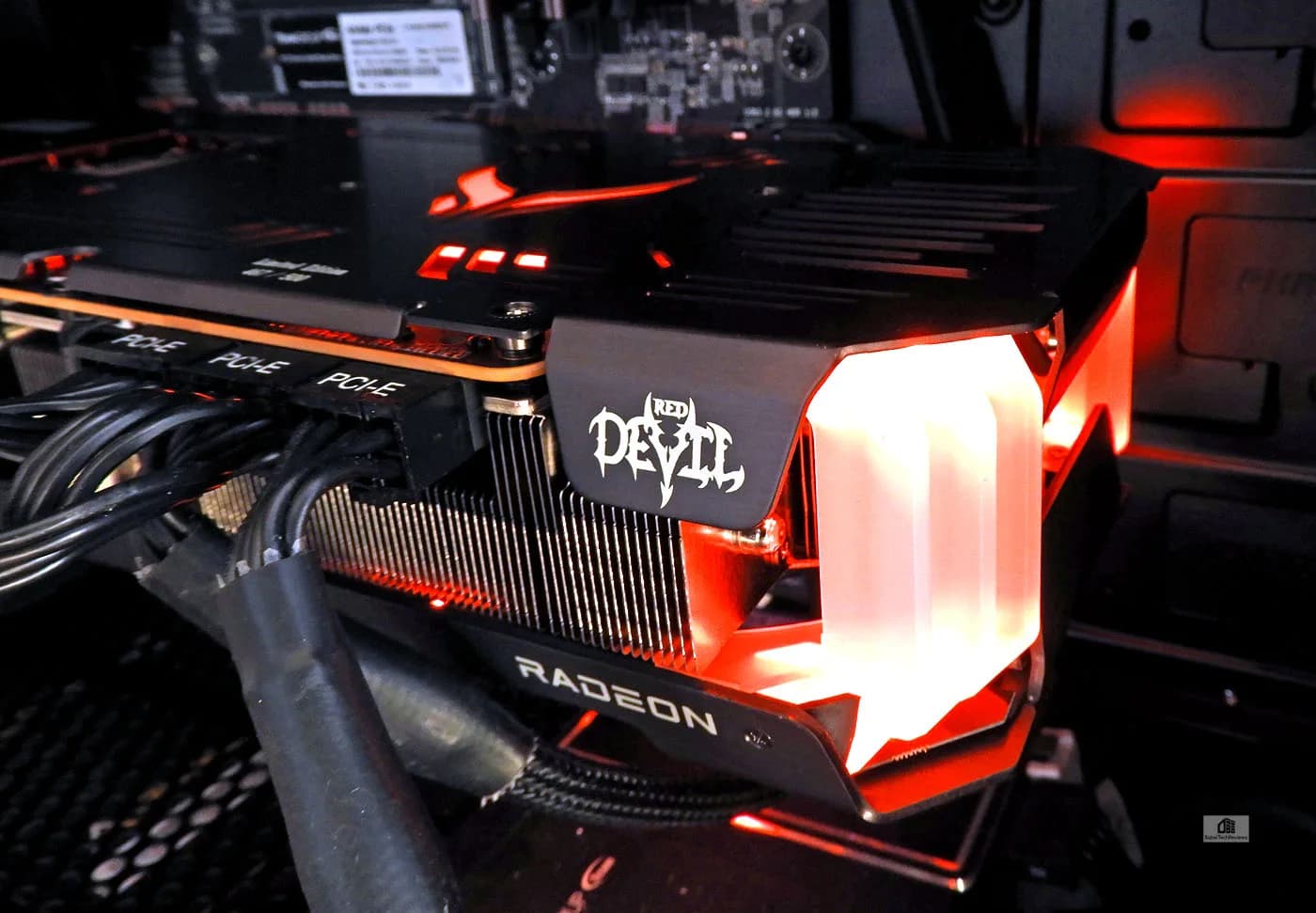 کارت گرافیک استوک RX6900XT Red Devil 16GB ظرفیت 16 گیگابایت
