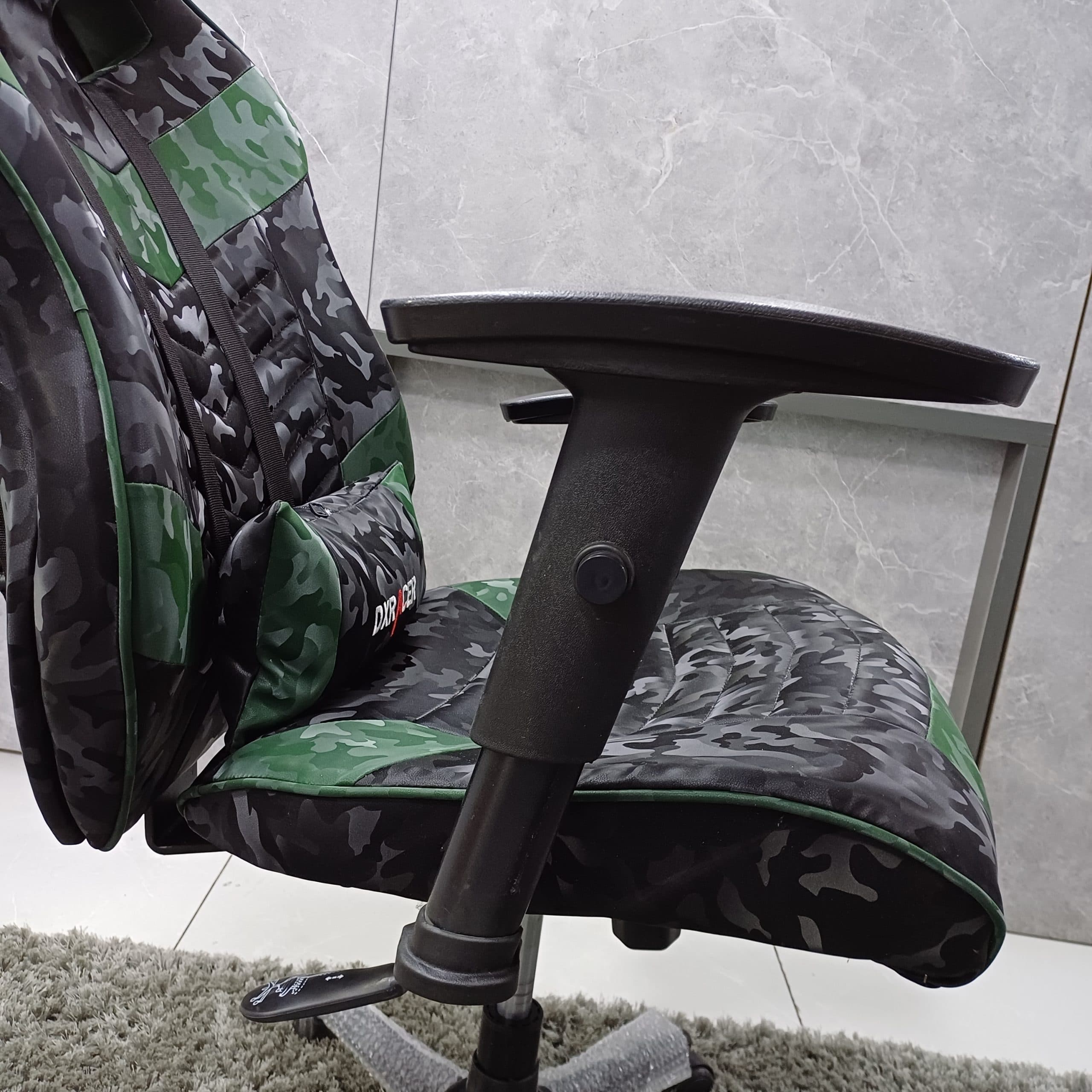 صندلی گیمینگ طرح DXRACER مدل چریکی مشکی سبز — تصویر ۴