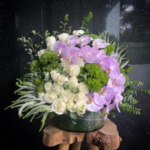ارسال فوری گل برای تالار پذیرایی باغ گل یاس تهران 8439