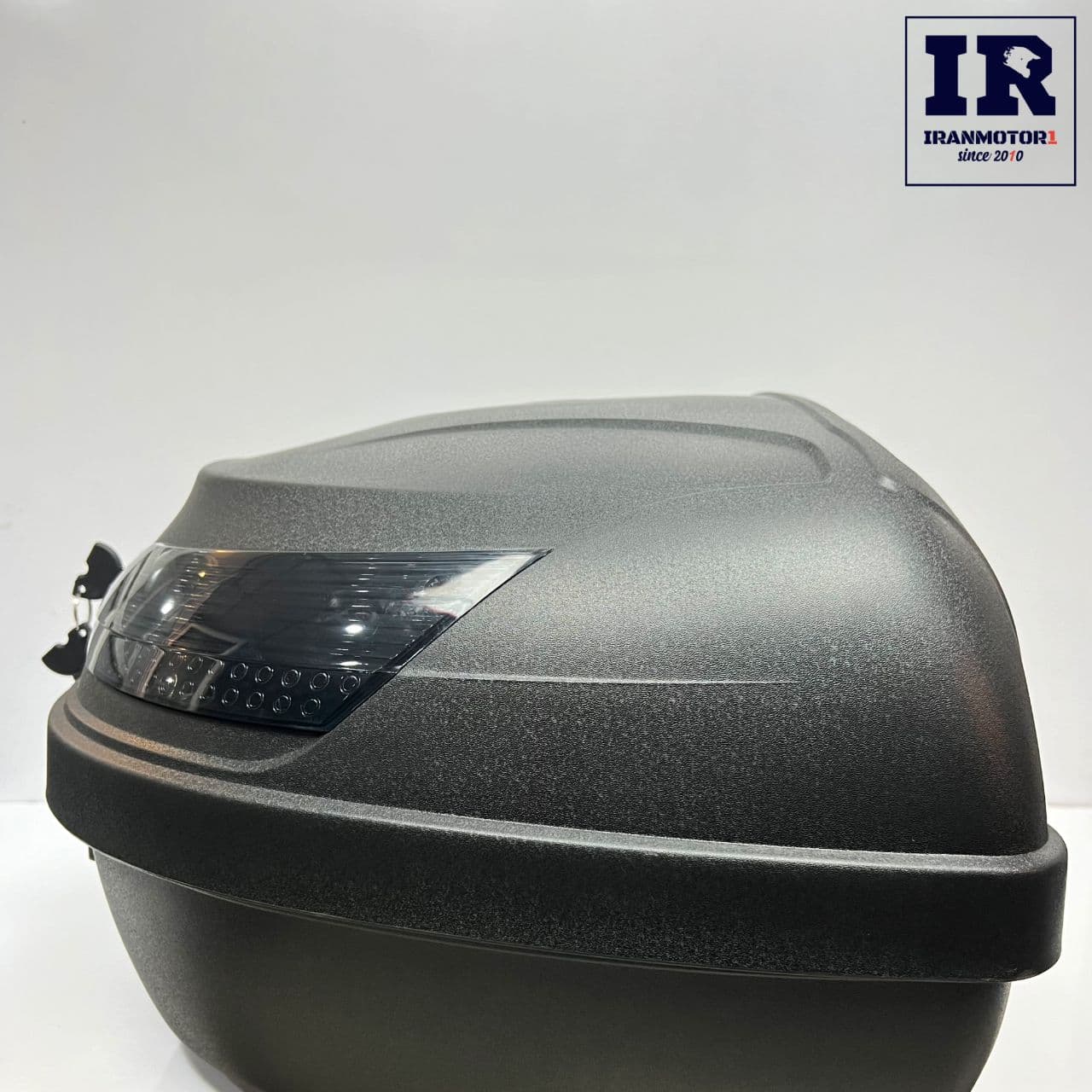 باکس موتور سیکلت ردلاین مشکی کد 550 — تصویر ۴