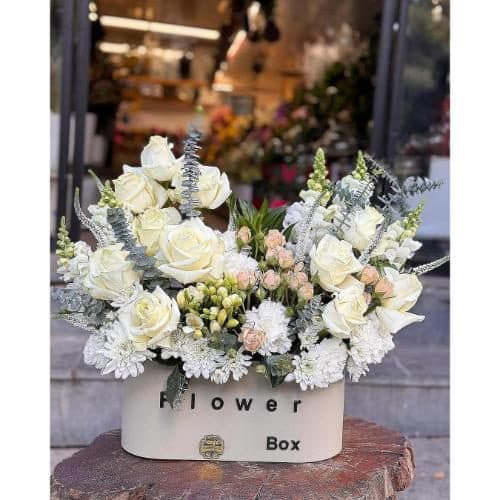 ارسال فوری گل برای بهترین باغ تالار تهران 8132