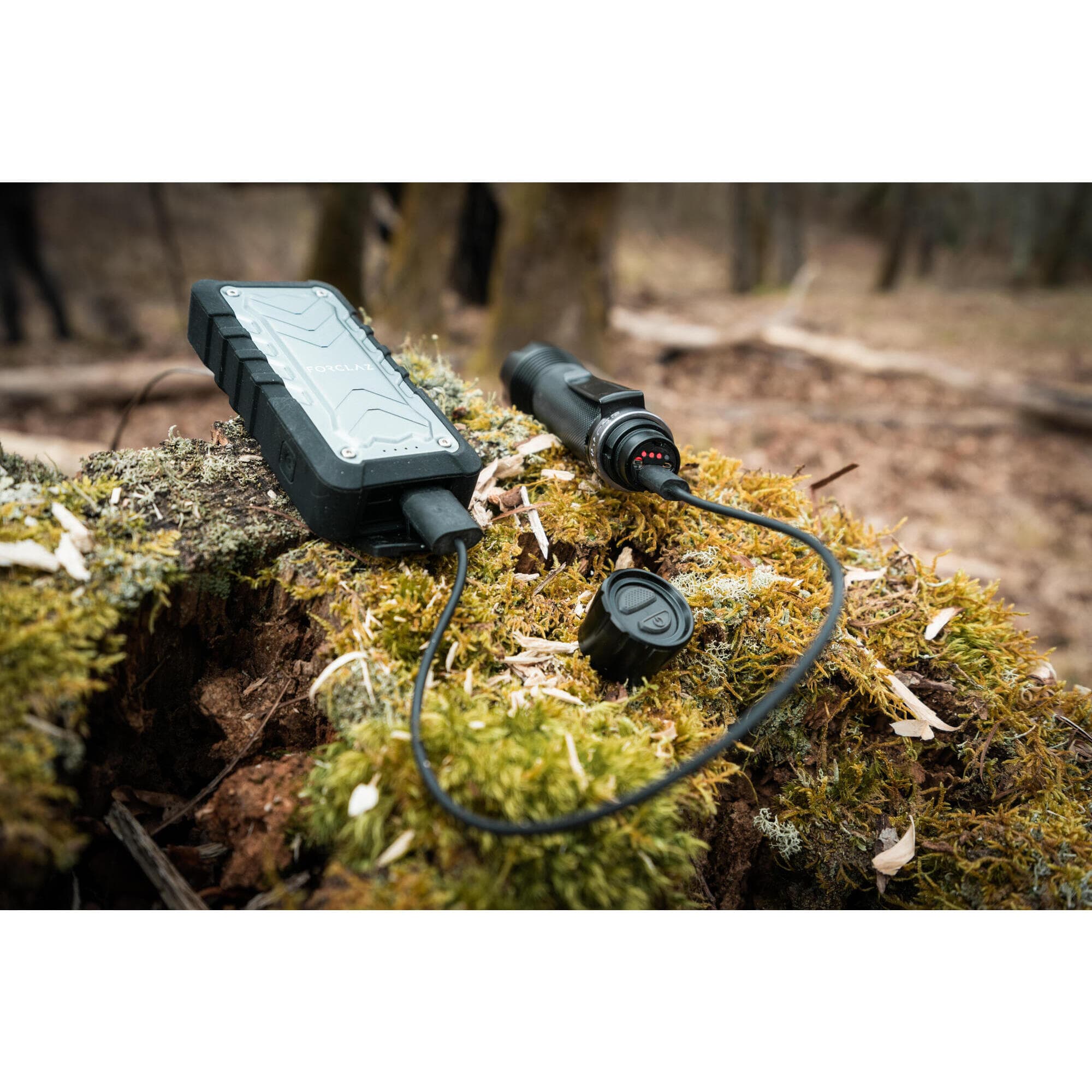چراغ قوه شکار سولوگناک (پیش خرید) Solognac Flashlight – 900 lumens – USB Rechargeable — تصویر ۲