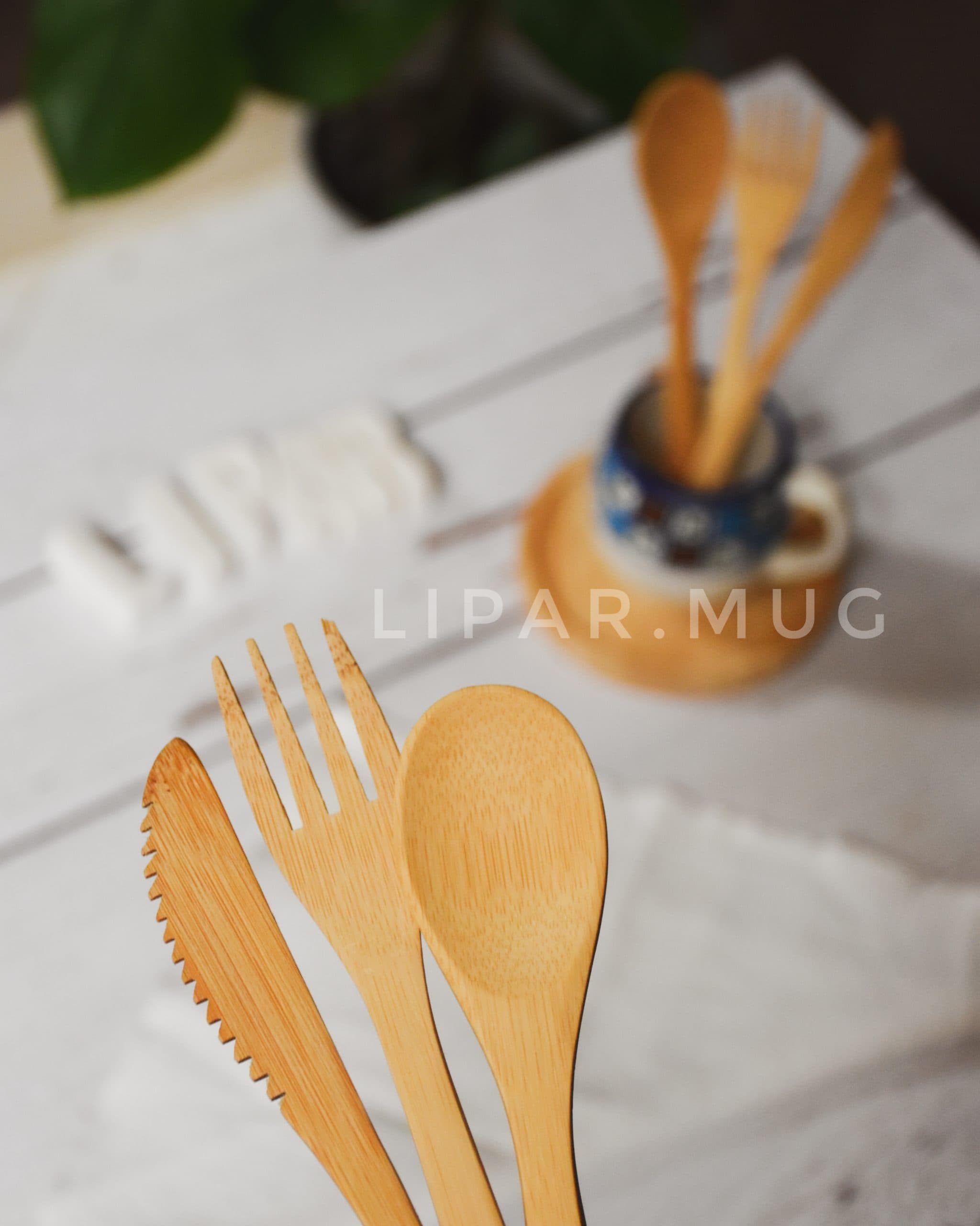 ست کارد و چنگال وقاشق چوبی — تصویر ۲