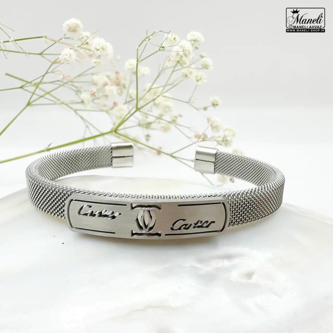 دستبند النگویی مردانه حصیری با پلاک cartier نقره ای | رنگ ثابت 14030625 — تصویر ۲