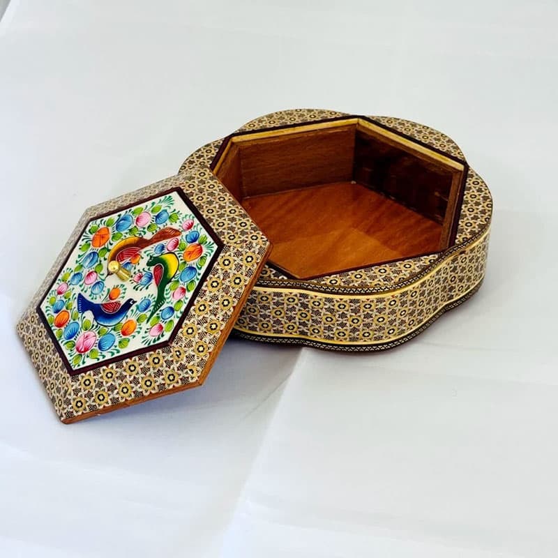 شکلات خوری خاتم با مینیاتور طرح گل و پرنده — تصویر ۳