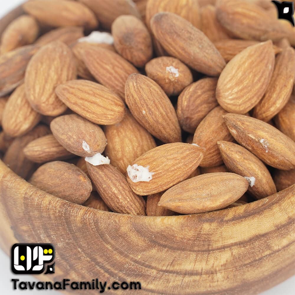 بادام درختی رژیمی