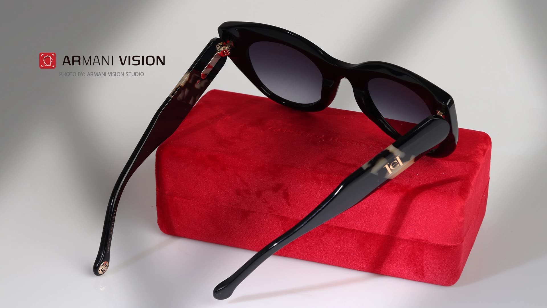 عینک کارولینا هررا CAROLINA HERRERA – HER0127S – WR79O — تصویر ۶